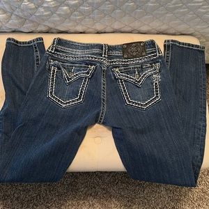 Women’s “Miss Me” skinny jeans size 29.